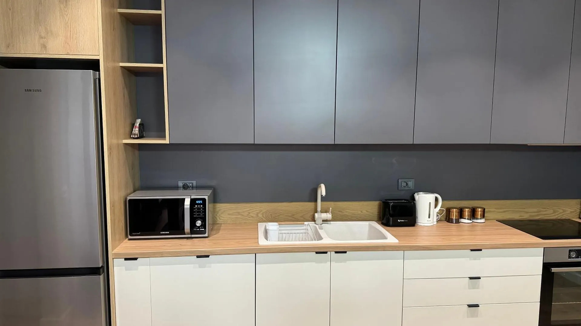 Denis Luxury Apartment Delijorgji Tirana