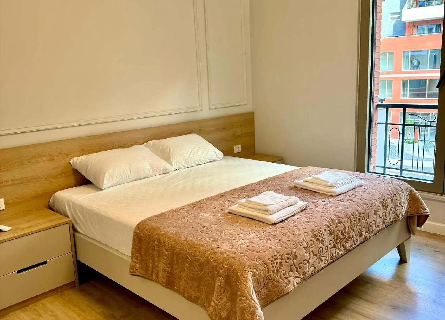 Denis Luxury Apartment Delijorgji Tirana 0*,  Albania