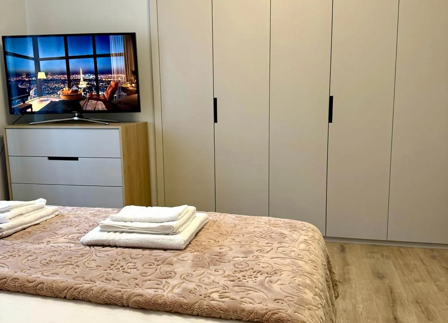 Denis Luxury Apartment Delijorgji Tirana 0*,